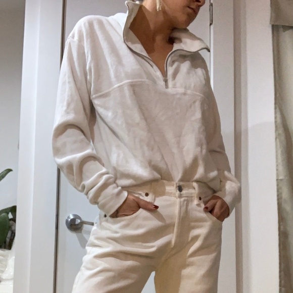 Brandy Melville Tops - Brandy Melville Pullover